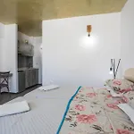Lisabeth 3*