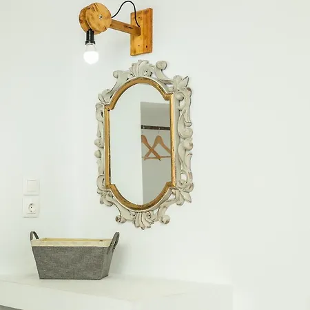 Lisabeth מלון פליראקי