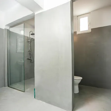 Lisabeth Otel Faliraki